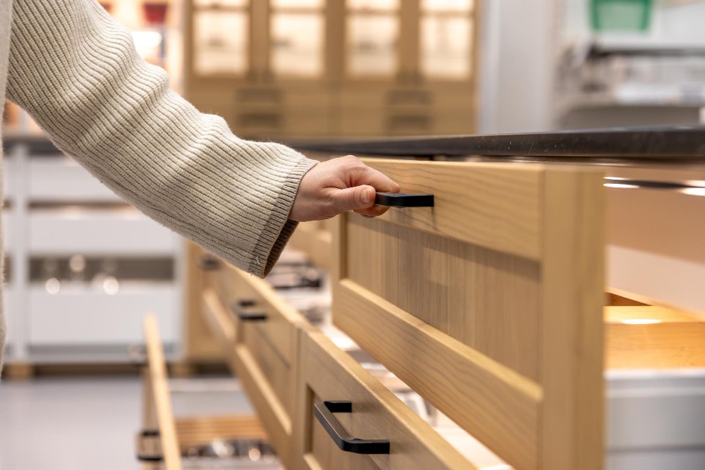 Cabinet Finishing Pleasant Hill: Transforming Kitchens with Expert Detail